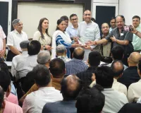 सूरत : एसएमए की साप्ताहिक बैठक में लेट पेमेंट और धोखाधड़ी के मामलों पर चर्चा, सतर्कता के साथ उधार कारोबार करने की सलाह 