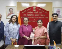 सूरत : उपभोक्ता न्यायालय की समस्याओं को लेकर बार काउंसिल ऑफ गुजरात ने राज्य मंत्री निमुबेन बंभानिया को सौंपा ज्ञापन
