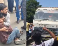 सूरत : भेस्तान में दर्दनाक सड़क हादसा: डंपर की टक्कर से मां-बेटी की मौत