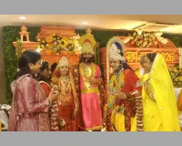 सूरत : वेसू में श्रीराम कथा के दूसरे दिन राम जन्मोत्सव और सीता-राम विवाह प्रसंग ने बांधा समां