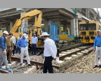 वडोदरा : मंडल रेल प्रबंधक राजू भडके ने वडोदरा यार्ड रीमॉडलिंग का किया निरीक्षण