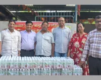 सूरत : निर्जला एकादशी पर अग्रवाल समाज सेवा समिति ने वितरित की 1000 जूस की बोतलें