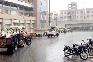 गुजरात : अम्बाजी क्षेत्र में बदला मौसम, बारिश से किसान चिंतित