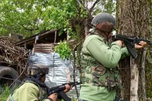 जम्मू-कश्मीर : सेना द्वारा बुरहान वानी के साथी सहित 5 आतंकवादियों का किया गया खात्मा