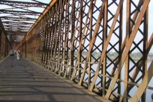 भरूच का मशहूर गोल्डन ब्रिज होगा बंद, 140 सालों से दे रहा है सेवा