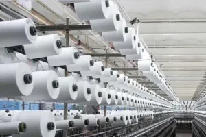 सूरत : नायलॉन यार्न पर एंटी-डंपिंग ड्यूटी को लेकर विवाद, सूरत के बुनकरों ने उठाए सवाल