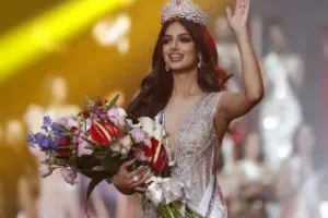 पंजाब की हरनाज संधु बनी 'मिस यूनिवर्स', 21 साल बाद भारत को मिला खिताब