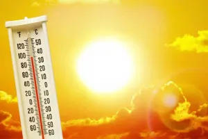 गुजरात : अगले चार दिनों तक पड़ेगी भीषण गर्मी, लू चलने का अनुमान