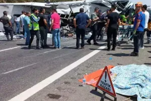 तुर्की : दो अलग-अलग सड़क हादसों में 32 लोगों की मौत, 52 से ज्यादा लोग घायल