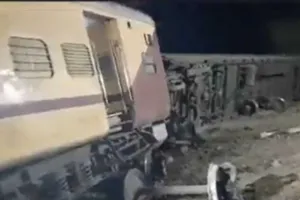 राजस्थान : सूर्यनगरी एक्सप्रेस ट्रेन पटरी से उतरी, 11‌ डिब्बे प्रभावित हुए, कोई हताहत नहीं