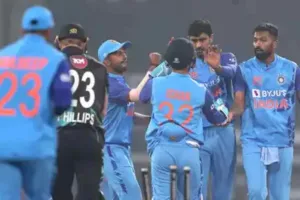 क्रिकेट : शुभमन के रिकॉर्ड शतक और हार्दिक की शानदार गेंदबाजी के सहारे भारत की दर्ज की न्यूजीलैंड पर एकतरफा जीत, एकदिवसीय के बाद टी20 सीरीज भी हारी मेहमान टीम