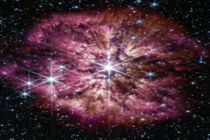अमेरिका : नासा ने जारी की मौत के कगार पर पहुंचे सितारे की तस्वीर