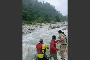 यमुना नदी में बहे महाराष्ट्र के तीर्थ यात्री का शव बरामद, एसडीआरएफ किया रेस्क्यू
