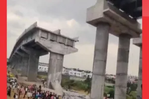 पालनपुर ब्रिज दुर्घटना में कंपनी को ब्लैकलिस्ट करने का सरकार का आदेश