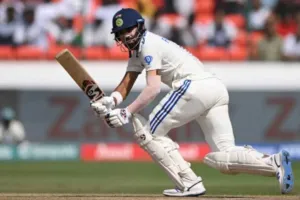 इंग्लैंड के खिलाफ तीसरे टेस्ट मैच से बाहर हुए केएल राहुल, देवदत्त पडिक्कल शामिल