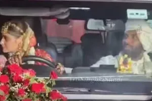शादी के बाद खुद गाड़ी चलाकर ससुराल पहुंची एक्ट्रेस आरती सिंह, वीडियो वायरल