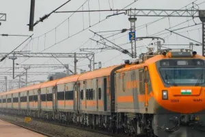 सूरत : गुजरात की पहली अमृत भारत एक्सप्रेस का ट्रायल रन शुरू