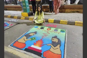 राजकोट : यज्ञ परंपरा और आयुर्वेदिक संस्कृति का संदेश देती रंगोली बनी आकर्षण का केंद्र
