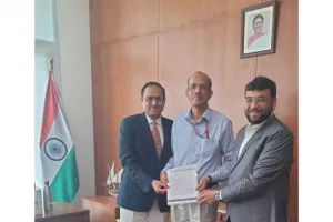 सूरत : चैंबर प्रतिनिधिमंडल ने नई दिल्ली में कपड़ा सचिव को बजट-पूर्व ज्ञापन सौंपा