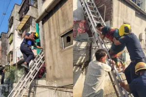 सूरत : 3 मंज़िला बिल्डिंग की सीढ़ी अचानक ढही, 19 लोग फंसे; फायर ब्रिगेड ने बच्चों-बुज़ुर्गों समेत सभी को सुरक्षित निकाला