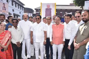 सूरत : सुशासन दिवस पर अटल जी को नमन,  उनके जीवन पर आधारित प्रदर्शनी का उद्घाटन