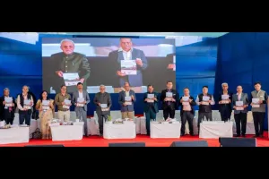 सूरत : एसवीएनआईटी में उमड़ा पुरानी यादों का सैलाब; ग्लोबल एलुम्नाई कन्वेंशन में संस्था को मिला ₹27 करोड़ का दान