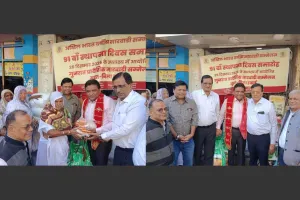 सूरत : मारवाड़ी सम्मेलन के स्थापना दिवस उपलक्ष्य में निराश्रित विधवा माताओं को सहायता