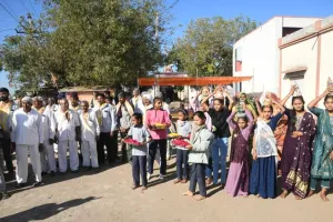 राजकोट : जसदण-विंछिया क्षेत्र में जनकल्याण शिववंदना पदयात्रा का उत्साहपूर्ण आयोजन