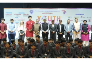 सूरत : चैंबर ऑफ कॉमर्स व टर्निंग पॉइंट कम्युनिटी ने ‘यूथ कॉन्क्लेव 2026’ का किया आयोजन