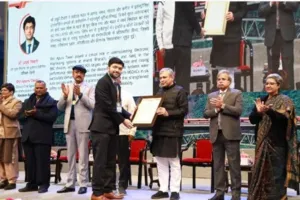 वडोदरा मंडल के अपूर्व तिवारी एवं  चिराग मित्तल अति विशिष्ट रेल सेवा पुरस्कार – 2025 से सम्मानित