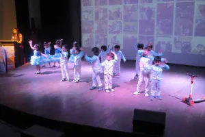 सूरत :  लिटल स्कॉलर्स द्वारा वार्षिक उत्सव का आयोजन, बच्चों के लिए उद्देश्यपूर्ण शिक्षा का अनोखा शोकेस