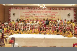 सूरत : बसंत पंचमी पर सूरत में 11 जोड़ों का सामूहिक विवाह, अग्रसेन भवन में गूंजे मंगल गीत