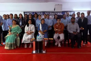 सूरत : व्हाइट लोटस इंटरनेशनल स्कूल में बाल सुरक्षा एवं मानसिक स्वास्थ्य जागरूकता सेमिनार