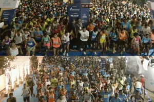 सूरत : वनवासी समाज की शिक्षा के लिए दौड़े 6 हजार से अधिक रनर्स