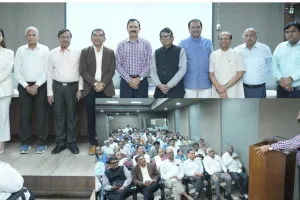 सूरत : चैंबर ऑफ कॉमर्स ने युवाओं में सोशल मीडिया के बढ़ते उपयोग पर आयोजित किया जागरूकता सत्र