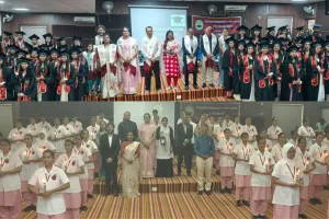 सूरत : नवी सिविल के गवर्नमेंट नर्सिंग कॉलेज में 12वें बैच की ग्रेजुएशन सेरेमनी आयोजित