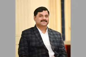 सूरत : मिडिल ईस्ट युद्ध का असर सूरत के उद्योगों पर, केमिकल के दाम 30 प्रतिशत तक बढ़े