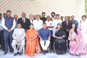 वडोदरा : डिप्टी सीएम हर्षभाई संघवी ने वडोदरा में नए चैरिटी भवन का किया उद्घाटन