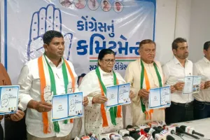 सूरत के लिए कांग्रेस का मेनिफेस्टो जारी, रोजगार, टैक्स राहत और सामाजिक न्याय पर फोकस