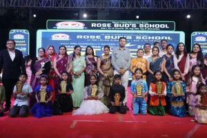 सूरत : डिंडोली के रोज बड्स स्कूल में वार्षिक महोत्सव ‘लक्ष्य 2026 (संस्कार से सफलता तक)’ भव्य रूप से मनाया गया