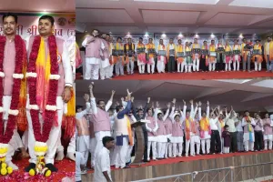 सूरत में वैष्णव समाज का भव्य आयोजन, आनंदजी वैष्णव राष्ट्रीय अध्यक्ष और दीपक माण्डा गुजरात प्रदेश अध्यक्ष नियुक्त