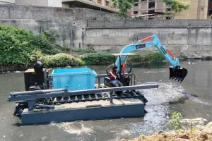 सूरत : मानसून से पहले लिंबायत में खाड़ी सफाई अभियान तेज, बाढ़ रोकने के लिए उठाए जा रहे ठोस कदम