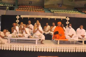 सूरत में गूंजा नवकार महामंत्र का महाजाप, केंद्रीय गृह मंत्री अमित शाह ने किया वर्चुअल संबोधन, किया विश्व शांति का आह्वान