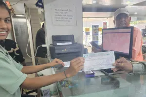 राजकोट : दवा के बिल पर दिखेगा लोकतंत्र का संदेश, वोटिंग के प्रति जागरूकता बढ़ाने की नई पहल