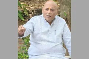 सूरत : विकसित भारत में साक्षरता और अशिक्षित नेताओं का प्रभाव : बाबा दुबे