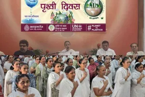 सूरत : अर्थ डे पर वराछा में जागरूकता कार्यक्रम, पर्यावरण संरक्षण का लिया संकल्प