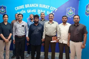 सूरत : AC रिपेयरिंग की आड़ में ड्रग्स का कारोबार, गोपीपुरा से मैकेनिक गिरफ्तार