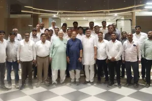 सूरत से शुरू होगा “कांग्रेस बचाओ अभियान”, संगठन को मजबूत करने के लिए राज्यभर में सम्मेलन आयोजित होंगे