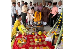 सूरत : सचिन जीआईडीसी में नए एसोसिएशन कार्यालय में हुआ शांति ओम, दिवाली तक शुरू होंगे सभी कार्य
