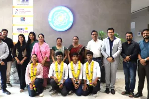 सूरत : श्री गुरुकृपा विद्यासंकुल  CBSE कक्षा 12 बोर्ड परीक्षा का  परिणाम